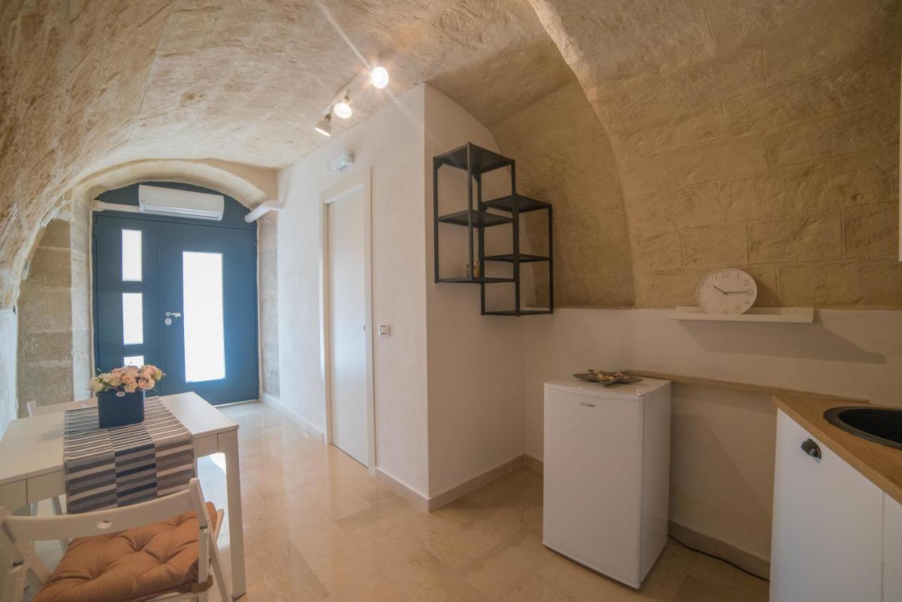 Hotel A Due Passi Dal Mare Trani Zewnętrze zdjęcie
